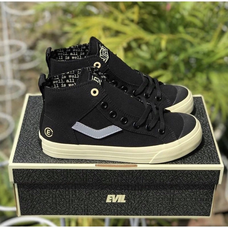 Sepatu Ventela Evil x papa Gading High 100%Original