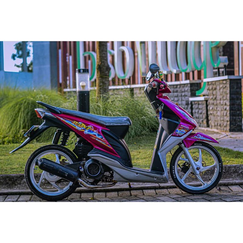 Top Modif Motor Beat Karbu Warna Pink Tahun Ini | Oprekmotor
