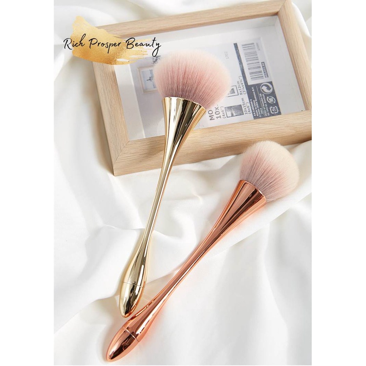 GOLD/ROSE GOLD KUAS MAKEUP BLUSH ON - BRUSH