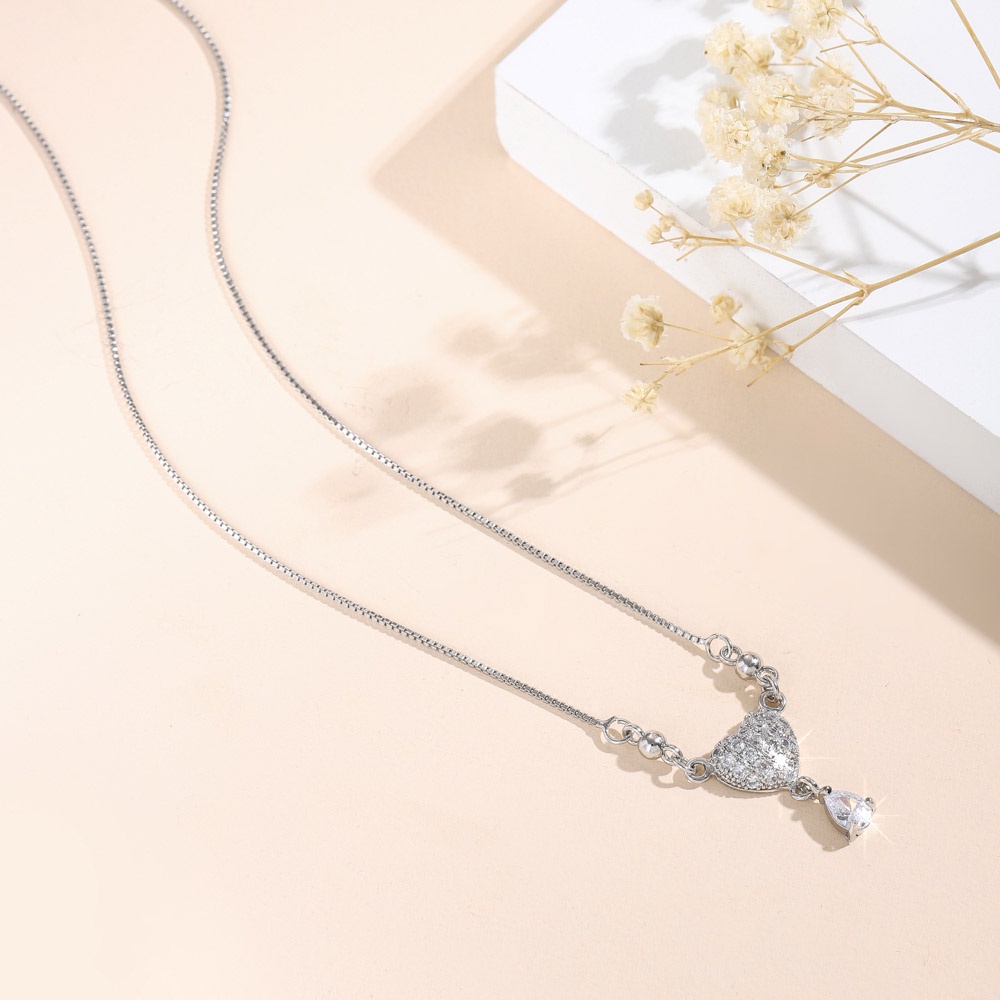 D.G.C✨COD✅Kalung Titanium Wanita Anti Karat Fashion Emas Hati Berlian Liontin Korea Aksesoris Kalung Cantik Cewek Perhiasan Murah D083
