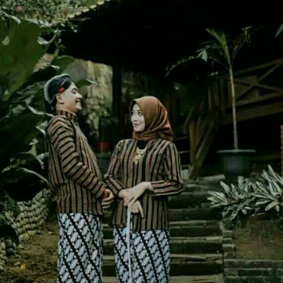 #HargaGrosir Baju Sujan+Kebaya Lurik+jarik/ coupel  Lurik lengkap / Baju Adat Jawa /Baju Tradisional