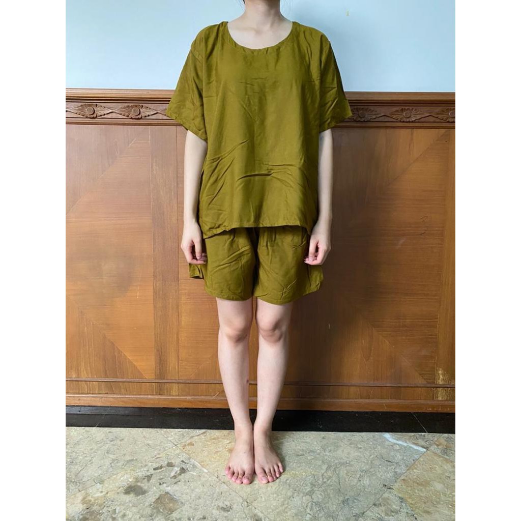 Daily Set / Pajamas Set / Piyama Set  - Tangan Pendek , Celana Pendek (SU)-Hijau Lumut