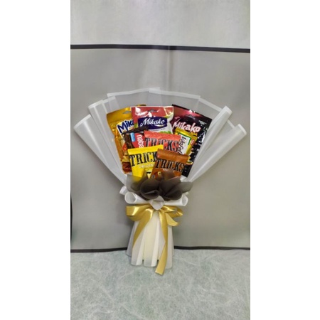 

BUKET SNACK JOGJA MURAH, BUKET WISUDA, BUKET ULTAH