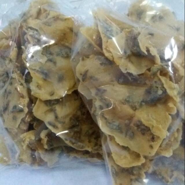 

Rempeyek Cethul Khas Magelang