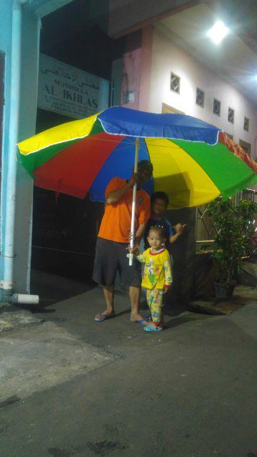 Payung Tenda / Payung Cafe / Payung Pantai Parasol Pelangi 240 Cm ( 48 )