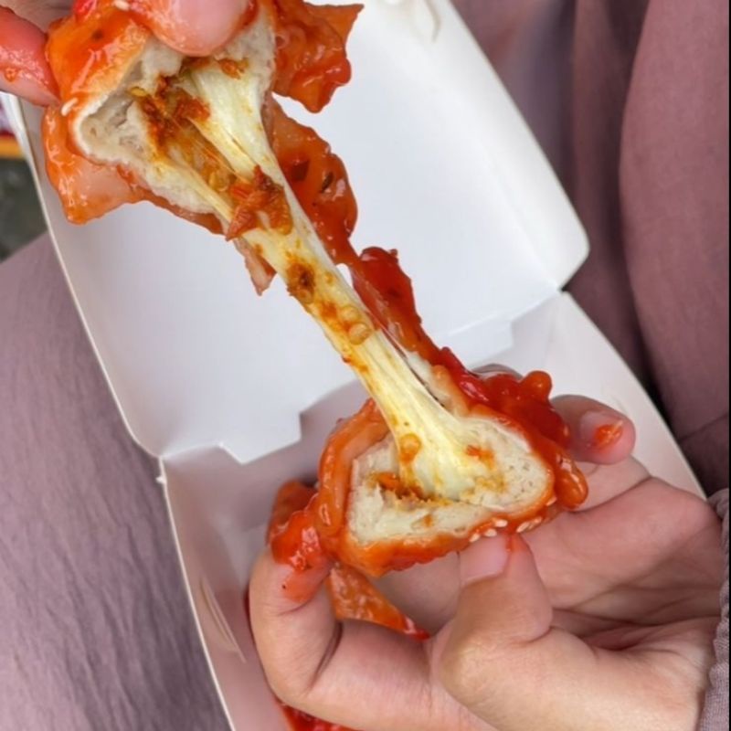 

Siomay Mozarella Spicy isi 10 (FROZEN)