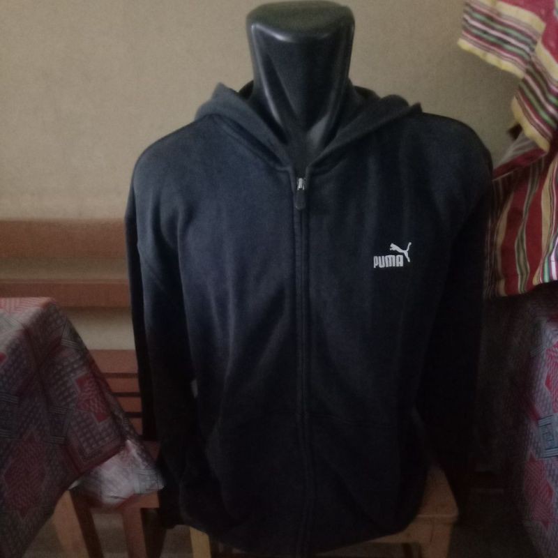 Jaket Hoodie Brand PUMA Bekas