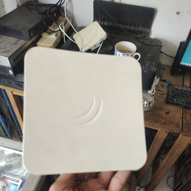 MikroTik SXTsq 5 High Power RBSXTsq5HPnD | SXTsq 5 HPnd | SXT5Hpnd | SXT 5 Hpnd