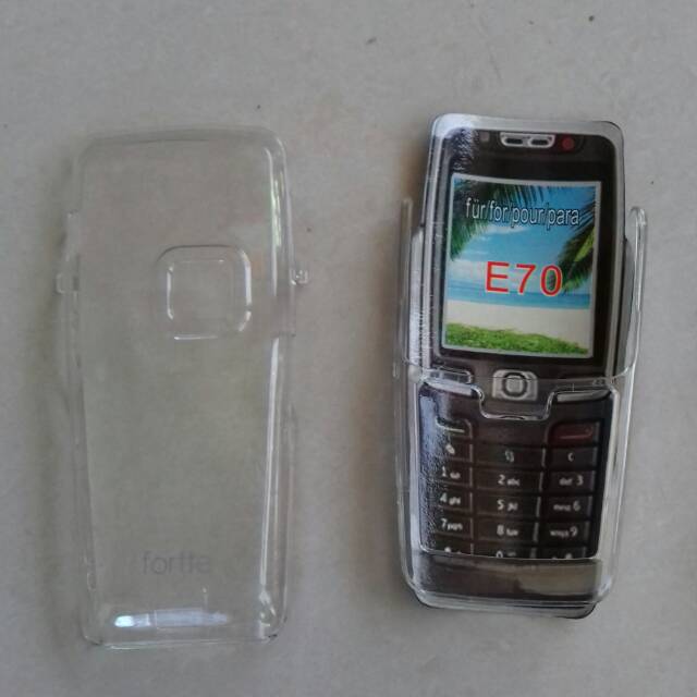 Mika pelindung nokia e70