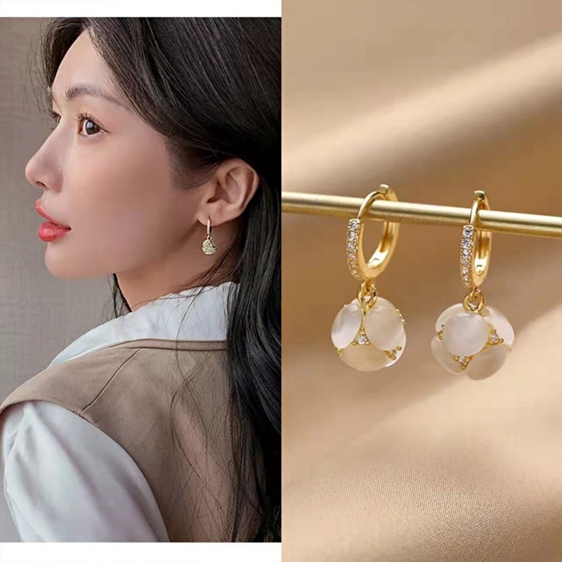 Anting Stud Hias Kristal Mutiara Gaya Korea Untuk Wanita