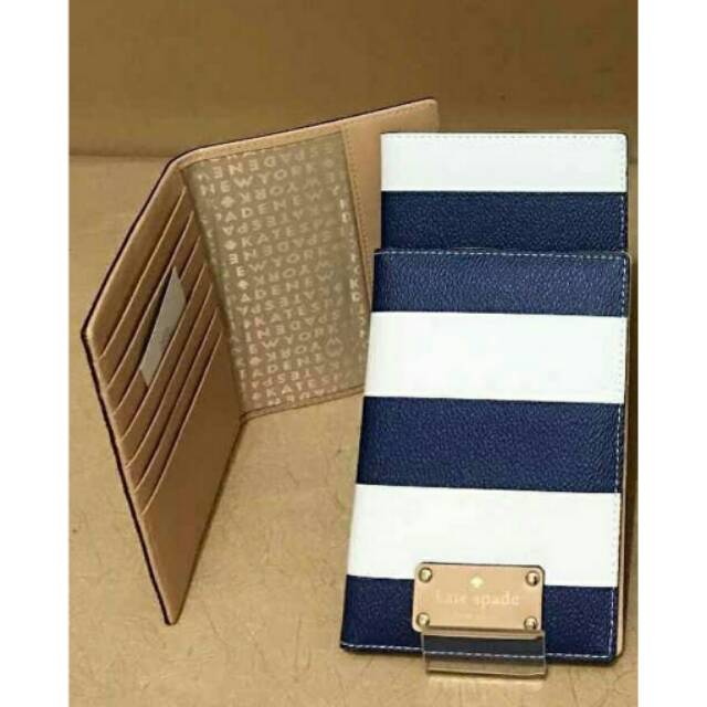 Kate spade passpor case