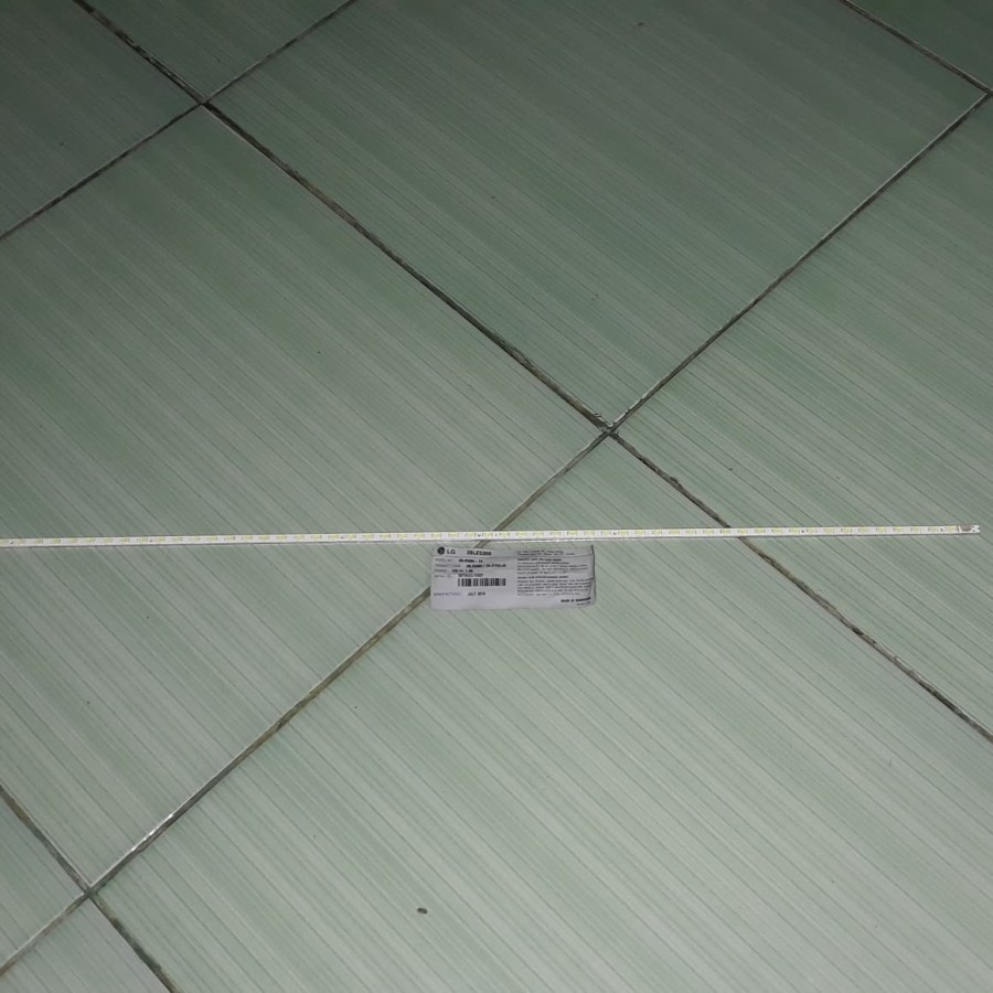 Backlight BL Lampu Original LG 26LE5300