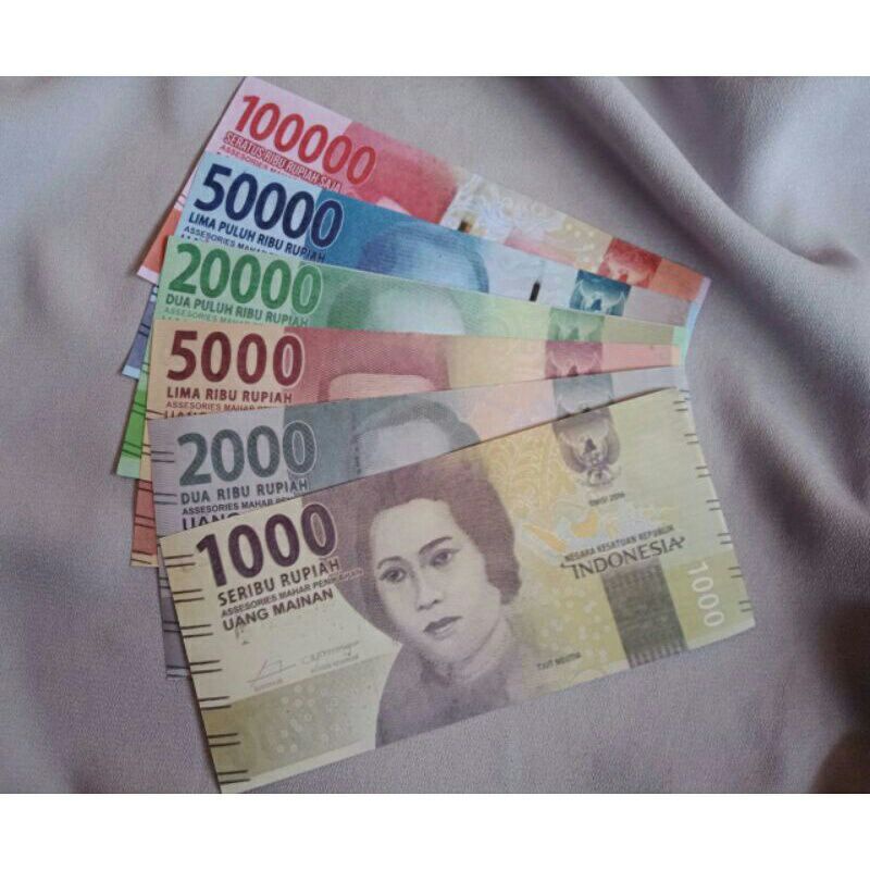 Replika uang rupiah
