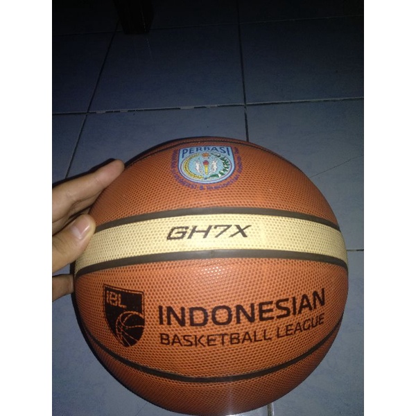 Bola basket molten second