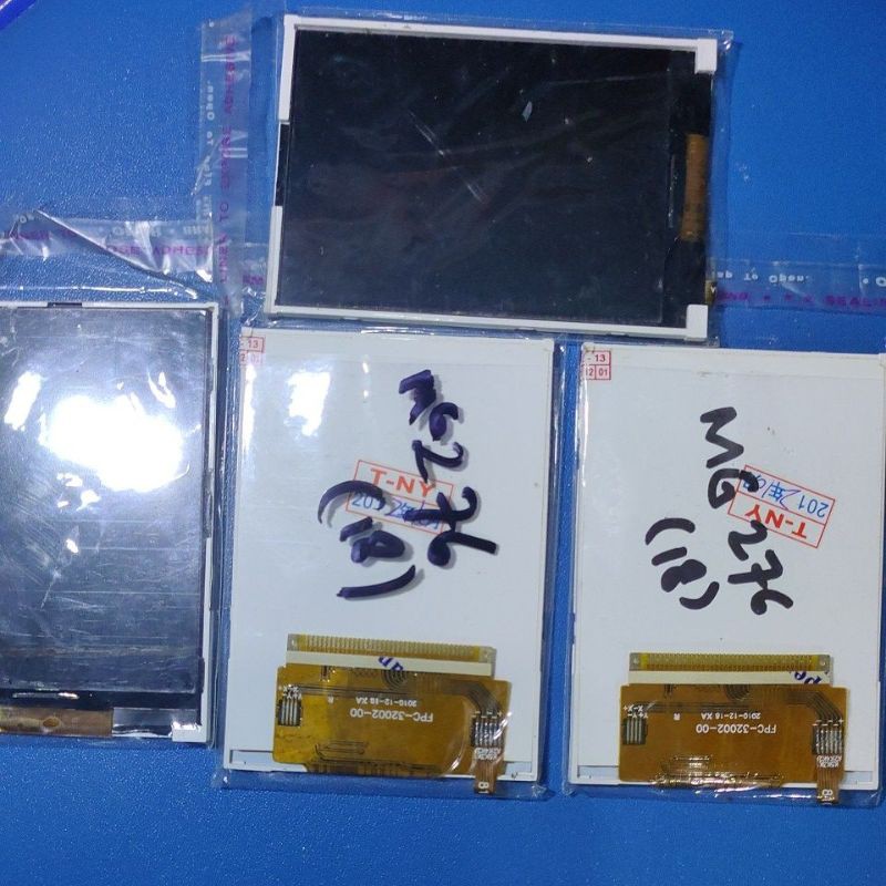 lcd maxtron mg276