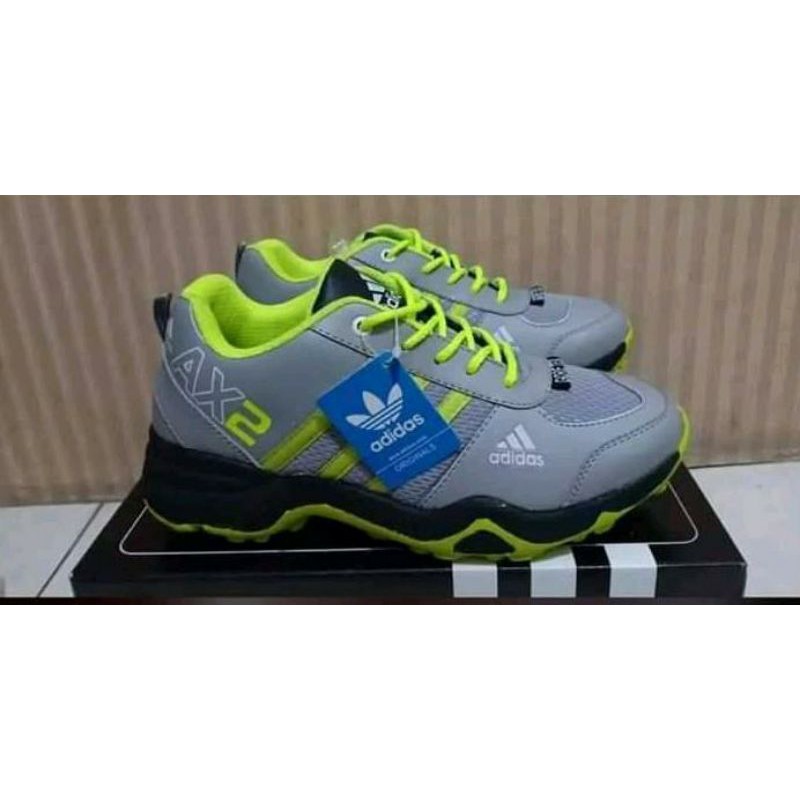 SEPATU AX2
