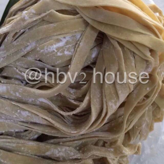 Mie Mentah Lebar 1/2 kg