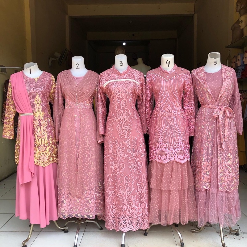 brukat maxi tile polka pink 1008