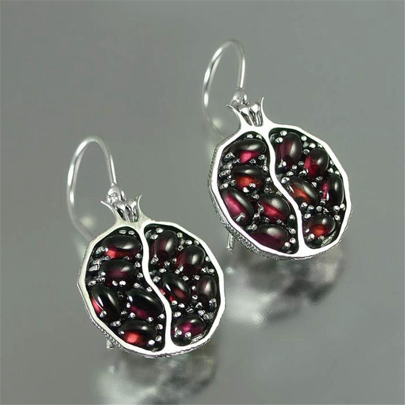 Anting Liontin Buah Delima Warna Silver Untuk Wanita