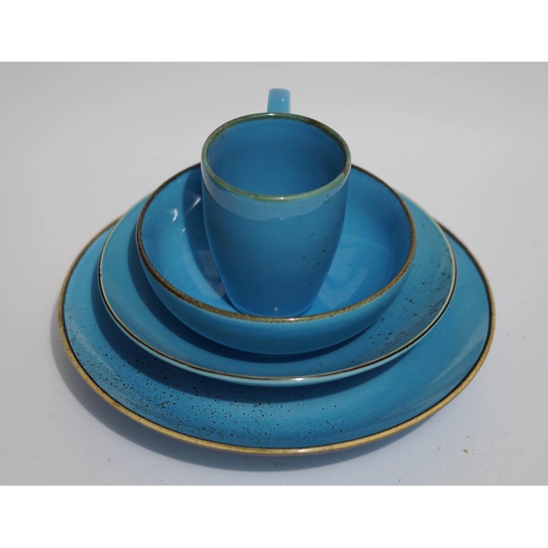 1 set  piringan.cantik