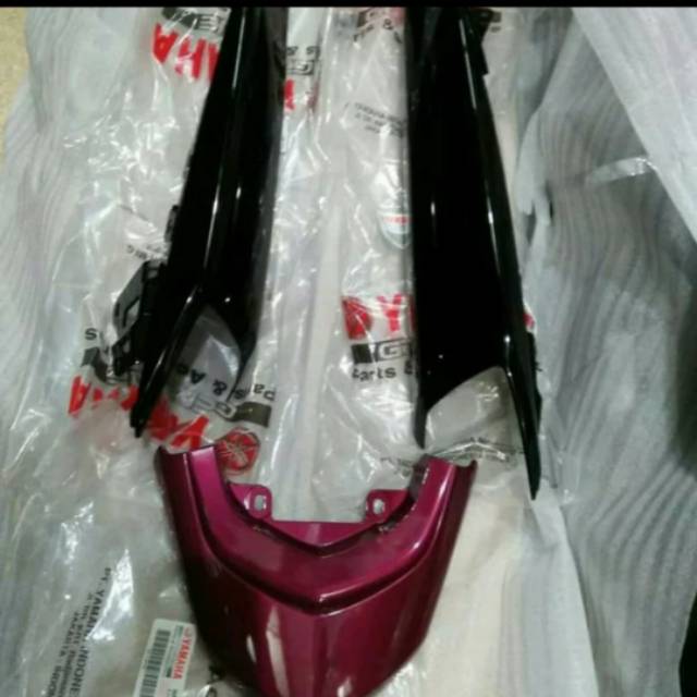 Sambungan body belakang Mio soul gt 115 ungu set original ygp