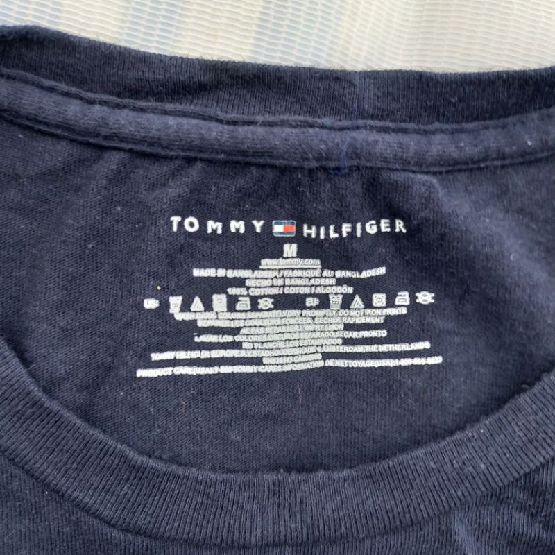 kaos tommy hilfiger second bekas preloved