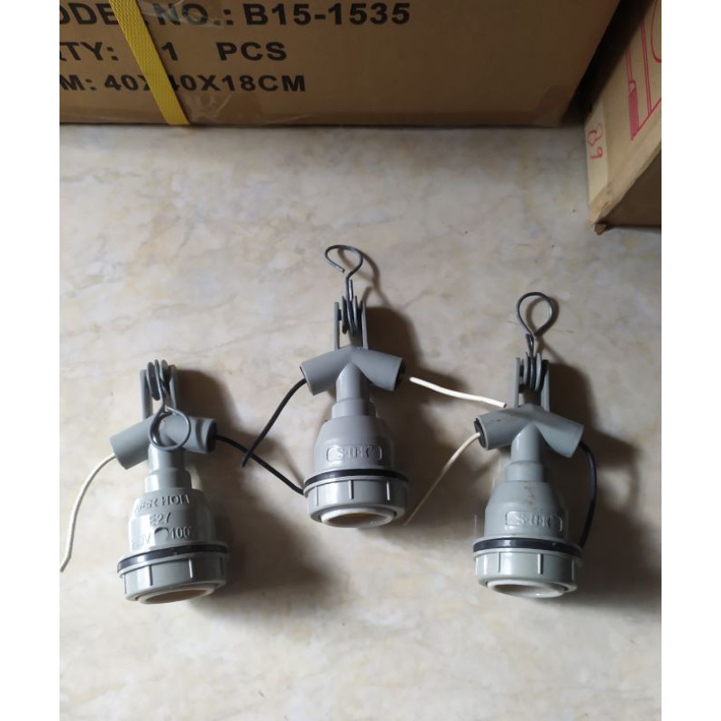 fiting lampu gantung/fiting cup lampu