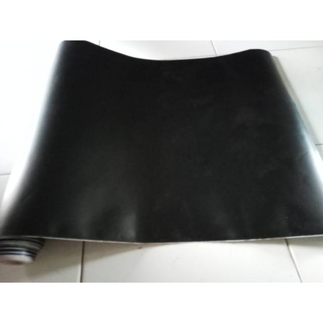 

Stiker skotlet hitam dop / black matt harga 1 meter X 45 cm