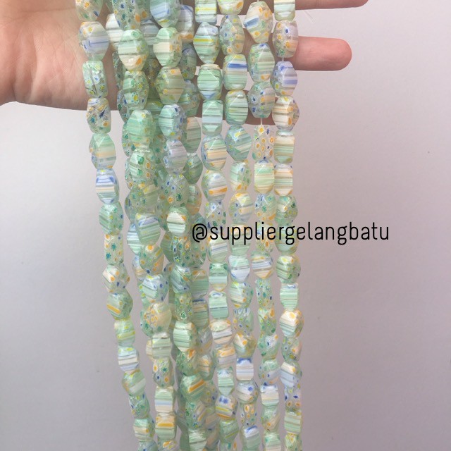 Batu Italy motif hijau Italian Semi Stone Beads green 16 x 10mm Luxury bead biji prisma aksesoris