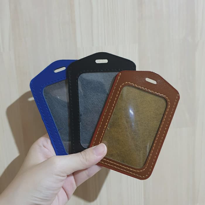 

Tempat ID Card IDcard nametag name tag kartu nama bahan Kulit