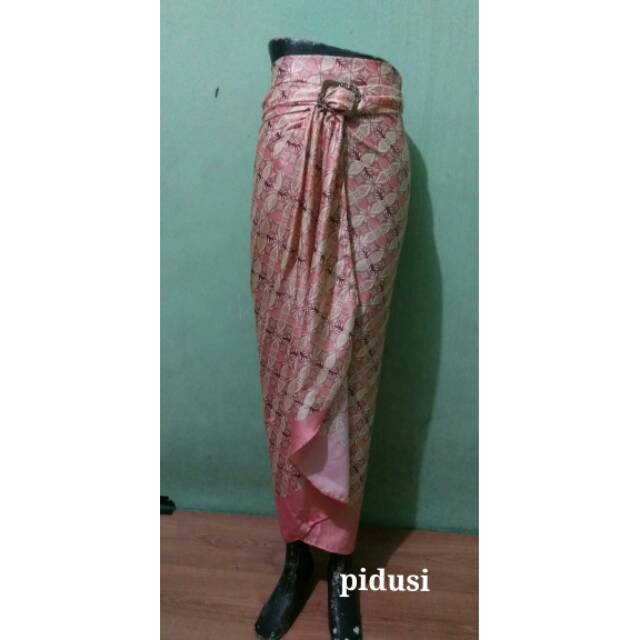 Rok lilit kaung 2