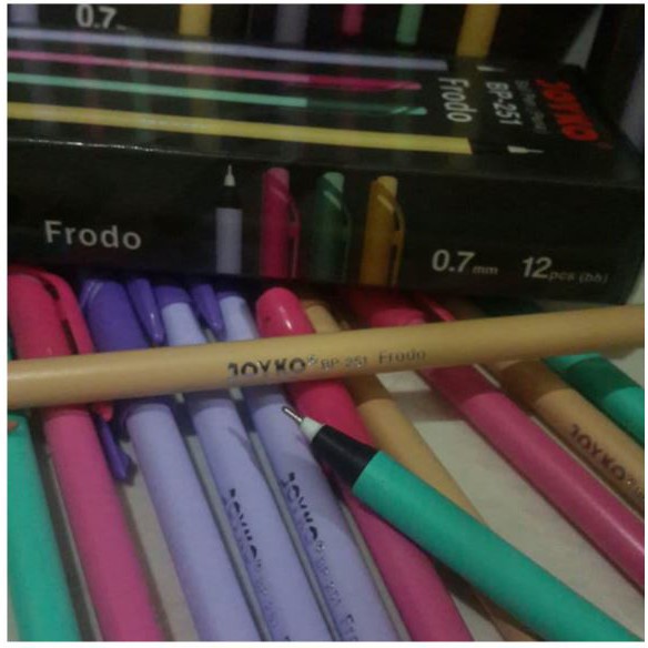 

Pulpen Joyko Frodo Hitam (BP-251)