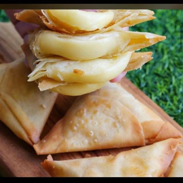 

sambosa mozarella keju legit lumer enak laris premium isi 10 qq frozen