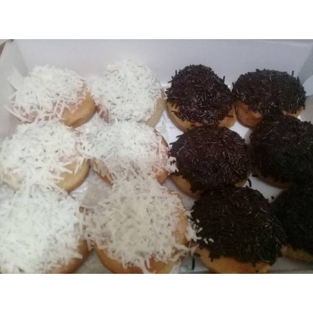 

Donat isi 12Biji Homemade