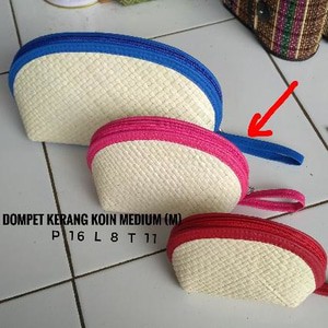 dompet kerang ukuran M R36