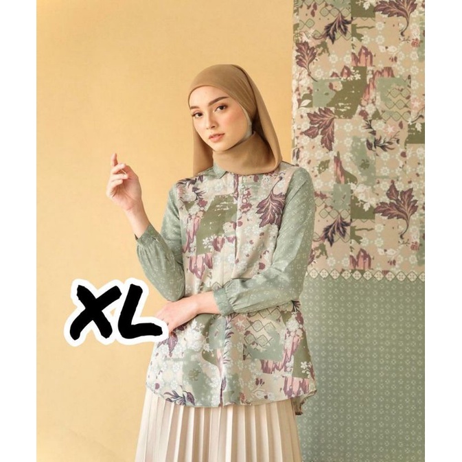 Azalea Top Signature Kienka (Minty XL)