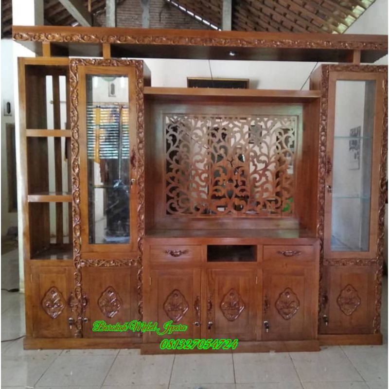 Bufet Tv ukir / penyekat ruangan ukir