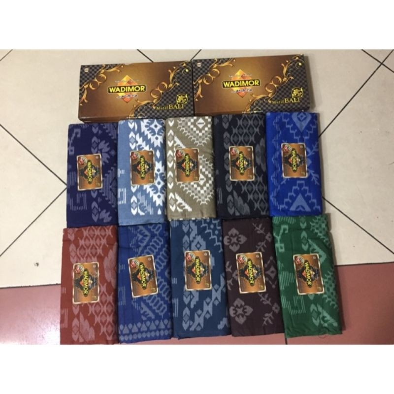 Grosir Sarung Tenun Wadimor Motif Bali Termurah