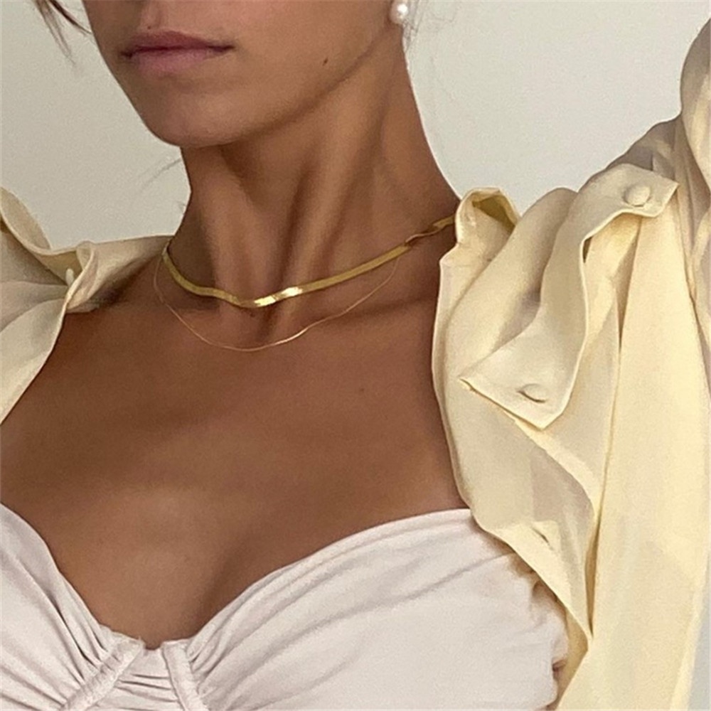 Golden Double-layer Snakebone Necklace High Sense Simplicity and Niche Design Temperament Fine Clavicle Chain