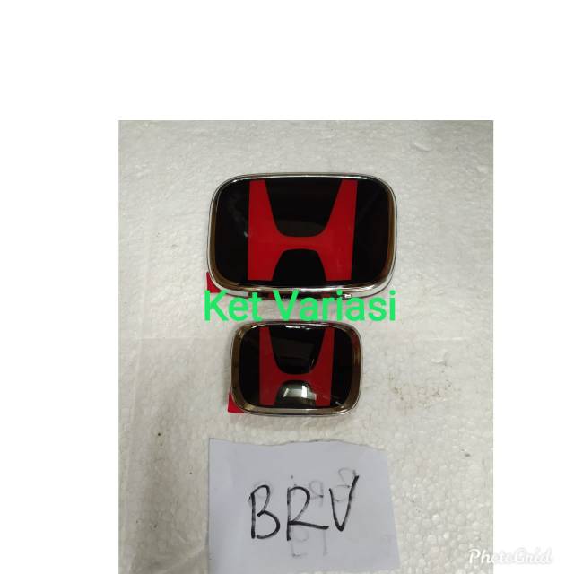 Emblem/ logo Honda hitam merah depan dan belakang Honda BRV ORI