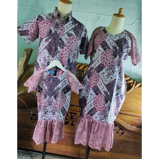 LIEN HUA BATIK COUPLE FAMILY SET / SERAGAM BATIK KELUARGA / BATIK IMLEK / BATIK NATAL / BATIK PESTA 