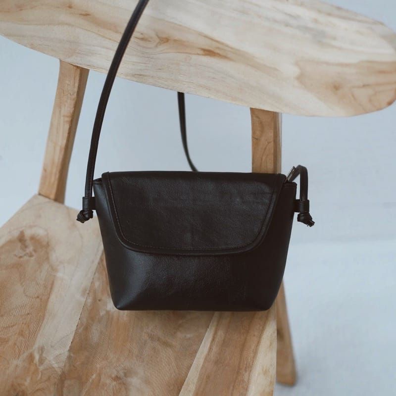 Kagumi Sling bag