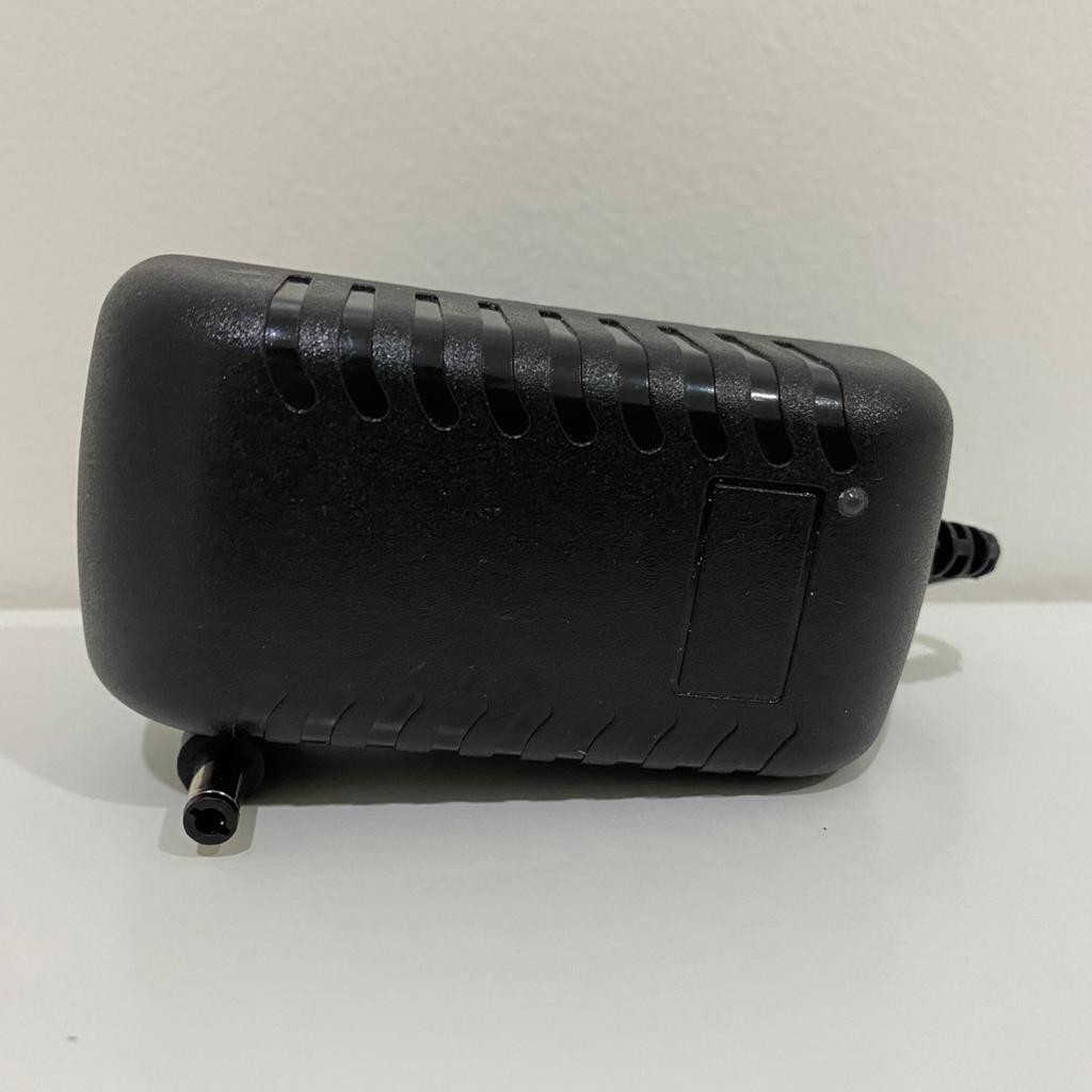 Adaptor 9V 2A / Adaptor 9 Volt 2 Ampere