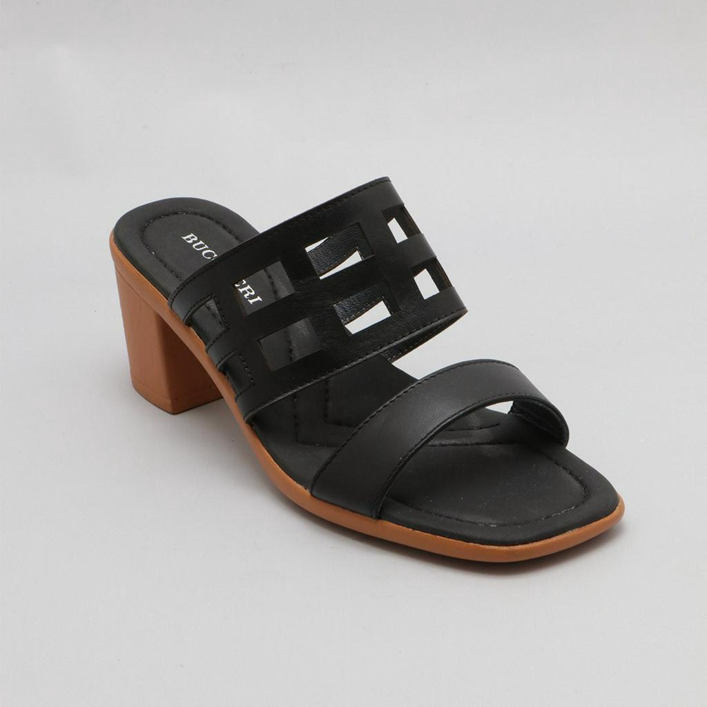 Buccheri Sandal Wanita Kirsi Black