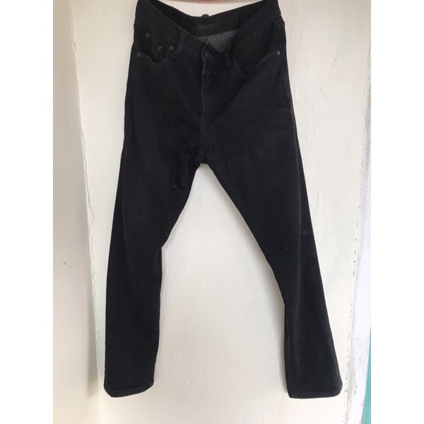 uniqlo jeans preloved / celana uniqlo second pria