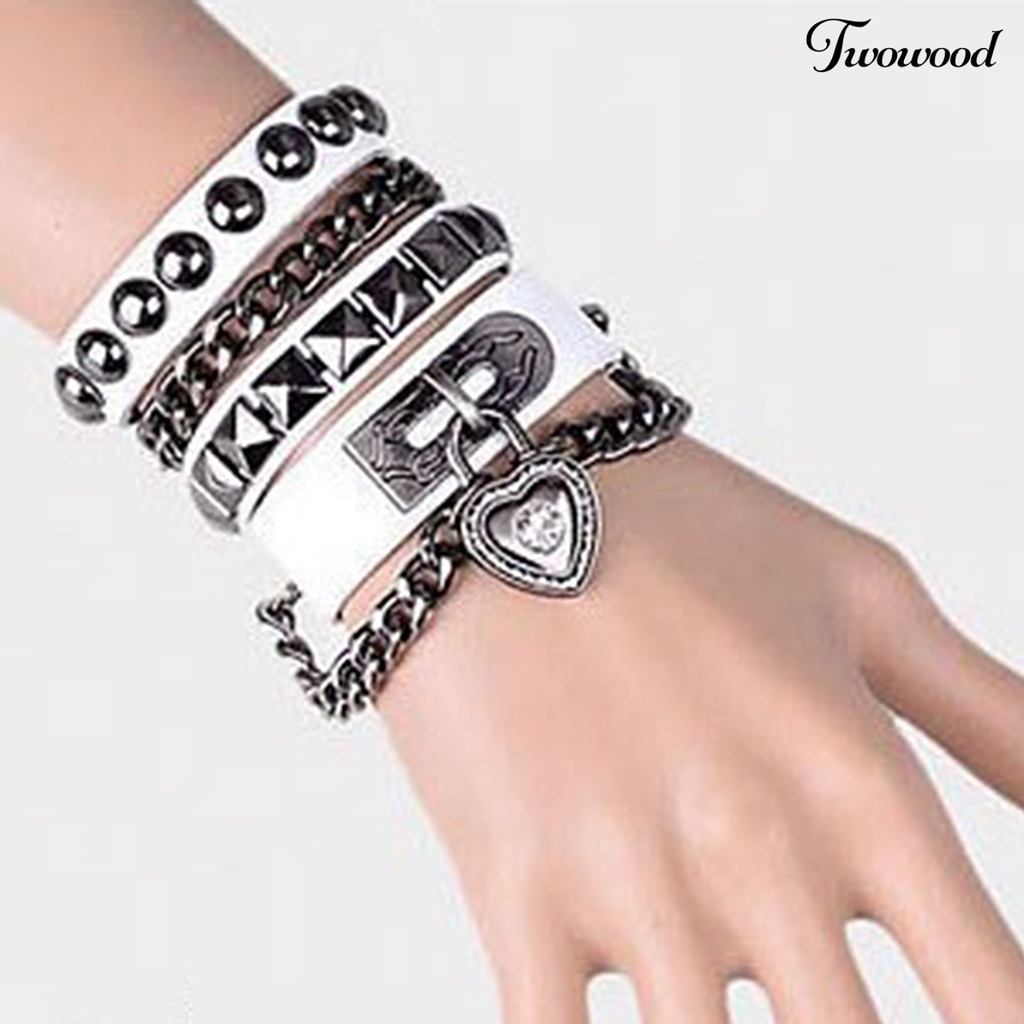 2pcs / Set Gelang Adjustable Bahan Kulit Imitasi Dengan Liontin Hati Gaya Punk Rock
