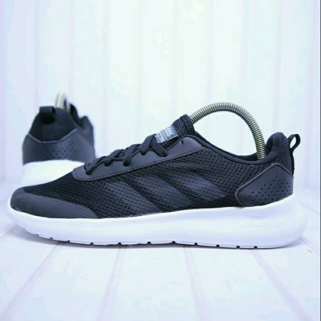 adidas cloudfoam element race