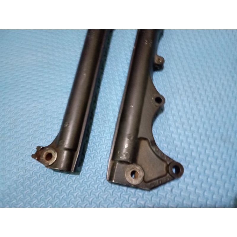 SHOCKBREAKER DEPAN YAMAHA SEON LAMA ORIGINAL 44D