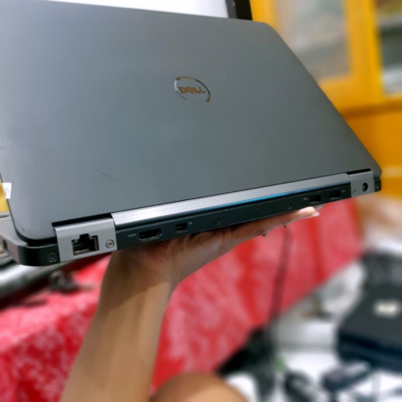 LAPTOP CORE I5 MURAH HIGH END 6th Gen E 7270 RAM 8GB SSD 256GB