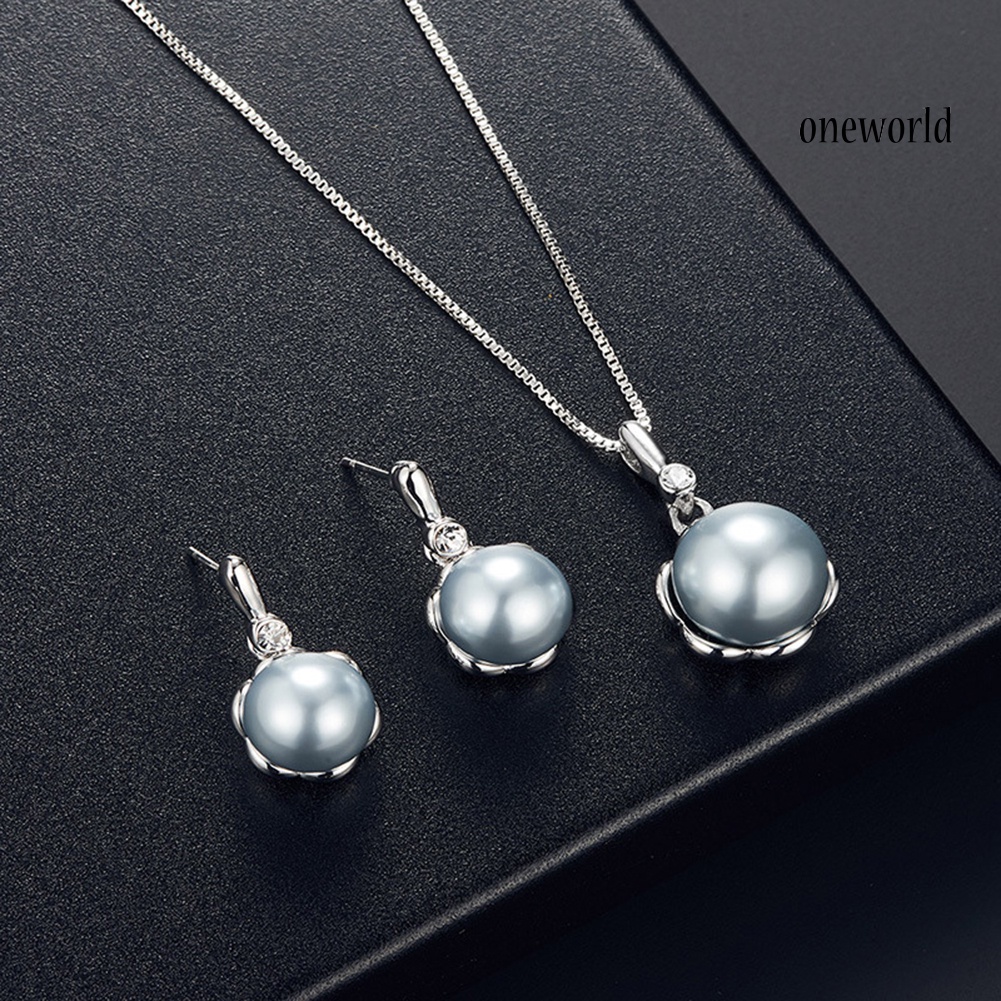 OW@ Ladies Round Faux Pearl Rhinestone Inlaid Pendant Necklace Earrings Jewelry Set